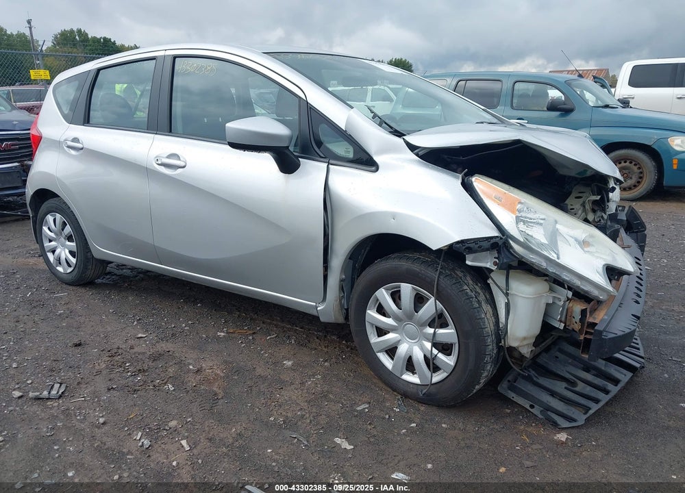 2015 NISSAN VERSA NOTE VIN: 3N1CE2CP0FL427812