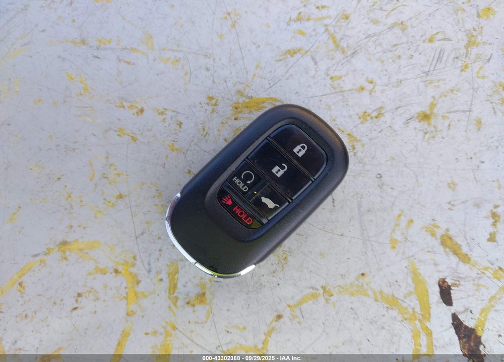 2025 HONDA HR-V VIN: 3CZRZ2H5XSM720439