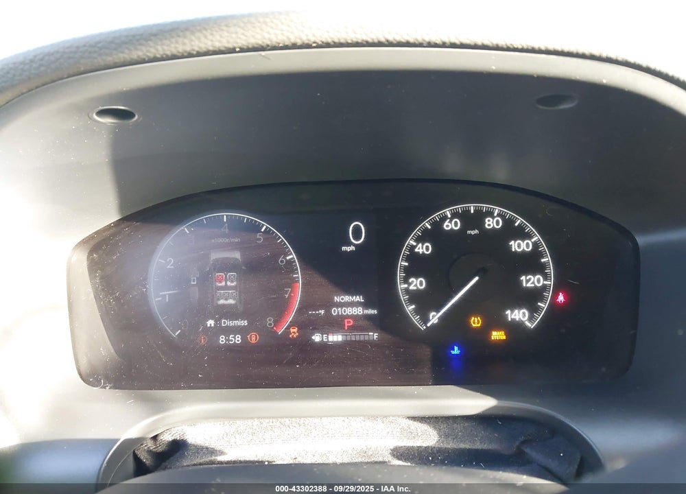 2025 HONDA HR-V VIN: 3CZRZ2H5XSM720439