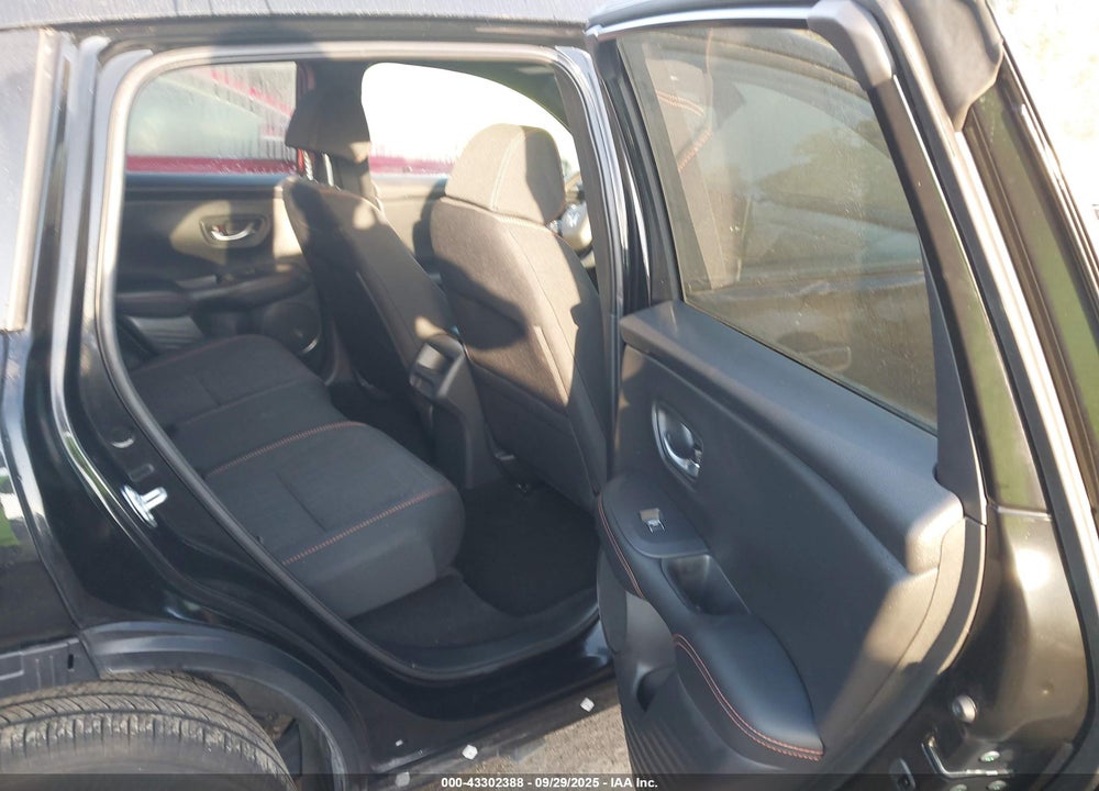 2025 HONDA HR-V VIN: 3CZRZ2H5XSM720439