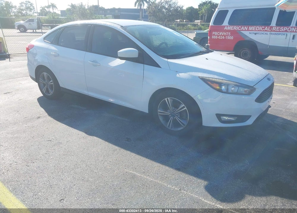 2018 FORD FOCUS SE VIN: 1FADP3FE5JL229376