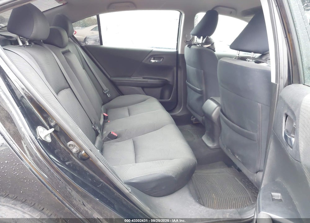 2017 HONDA ACCORD VIN: 1HGCR2F45HA235865