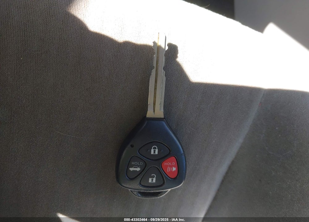 2010 TOYOTA COROLLA LE VIN: 1NXBU4EE1AZ187375