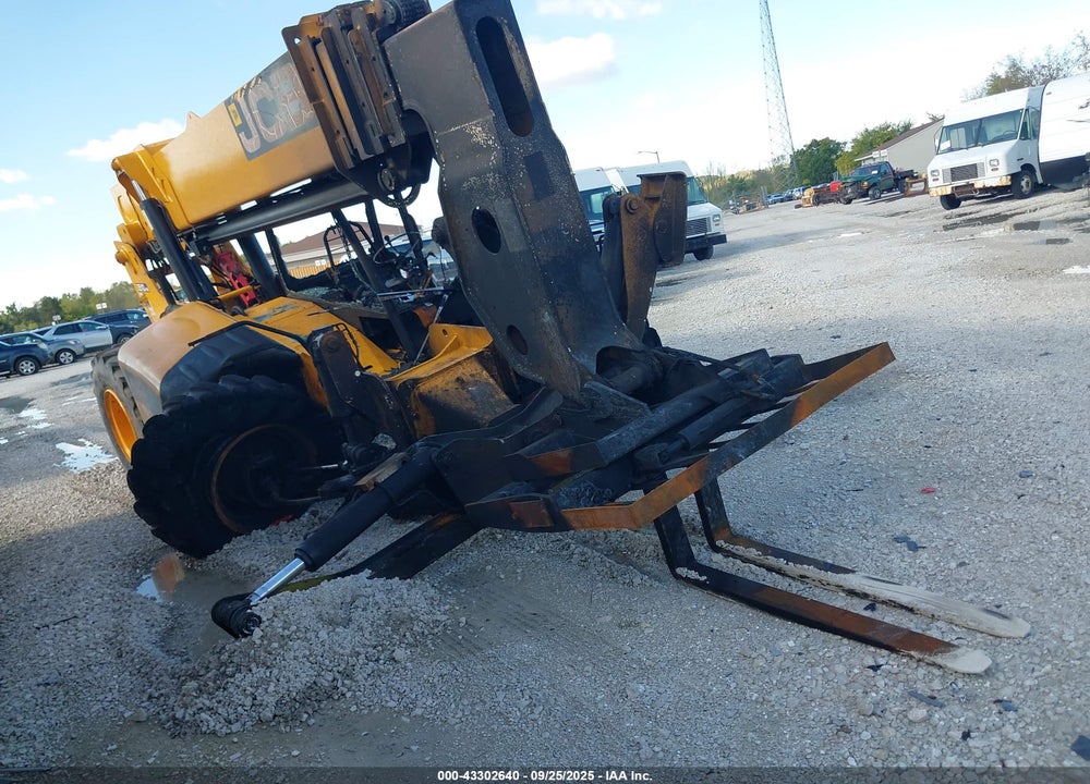 2012 JCB 510-56 TELEHANDLER VIN: JCB5CGPGH01403204
