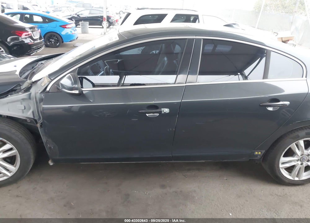 2013 VOLVO S60 T5/T5 PLATINUM/T5 PREMIER/T5 PREMIER PLUS VIN: YV1612FS4D1222532