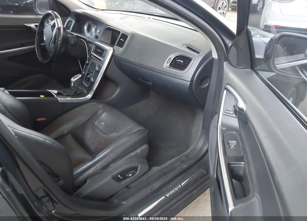 2013 VOLVO S60 T5/T5 PLATINUM/T5 PREMIER/T5 PREMIER PLUS VIN: YV1612FS4D1222532