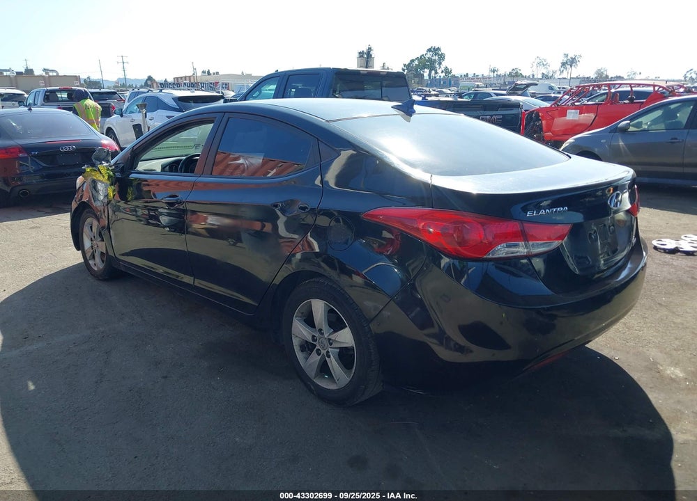 2012 HYUNDAI ELANTRA VIN: KMHDH4AE0CU283231