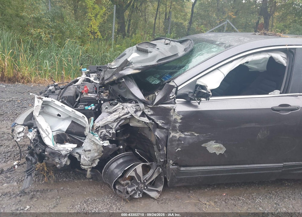 2019 HONDA CR-V LX VIN: 2HKRW6H30KH219439