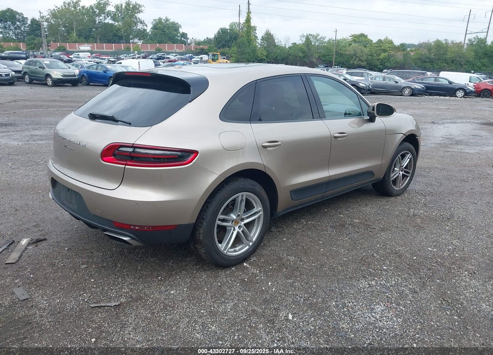 2018 PORSCHE MACAN VIN: WP1AA2A50JLB11220