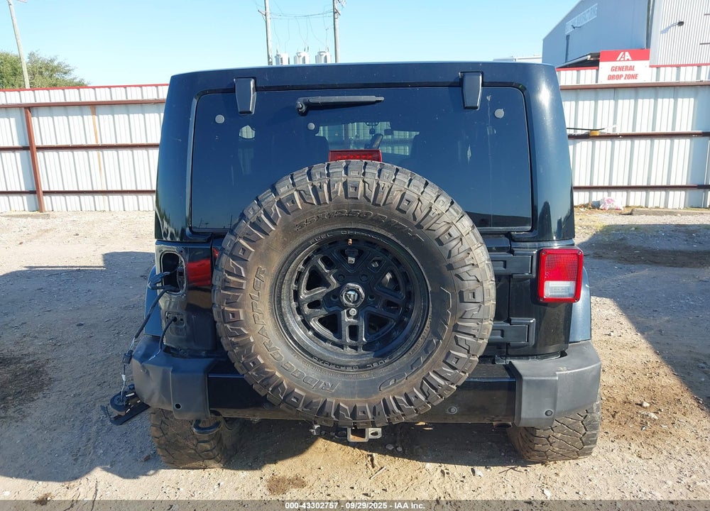2014 JEEP WRANGLER UNLIMITED ALTITUDE VIN: 1C4BJWEG6EL261430