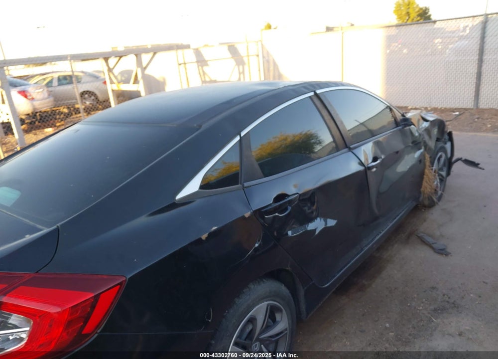 2019 HONDA CIVIC LX VIN: 19XFC2F6XKE020758