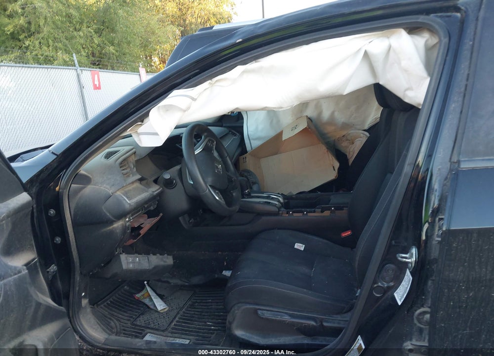 2019 HONDA CIVIC LX VIN: 19XFC2F6XKE020758