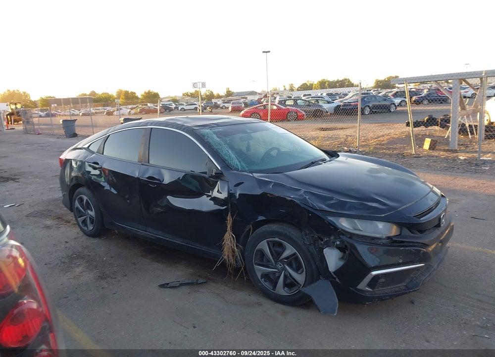 2019 HONDA CIVIC LX VIN: 19XFC2F6XKE020758