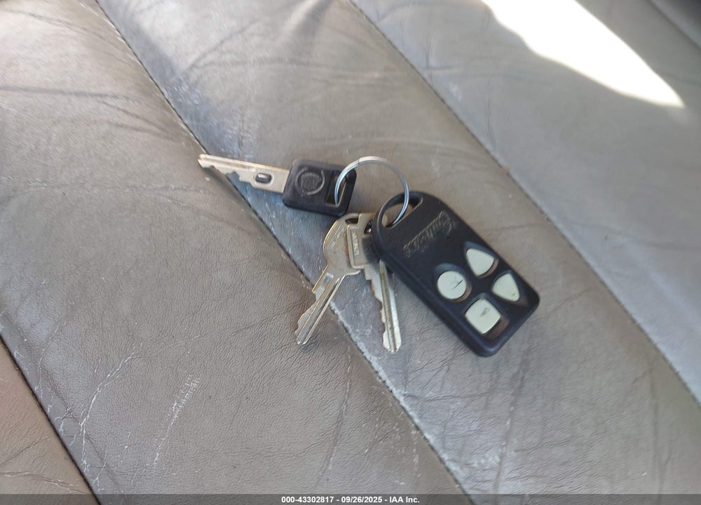 1995 CADILLAC DEVILLE VIN: 1G6KD52B6SU252522
