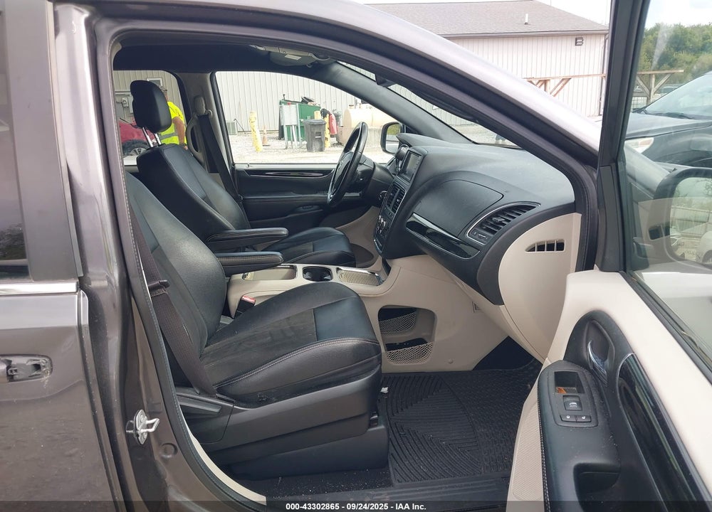 2019 DODGE GRAND CARAVAN SXT VIN: 2C4RDGCG7KR761419