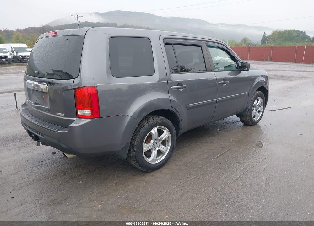 2015 HONDA PILOT EX VIN: 5FNYF4H45FB029519