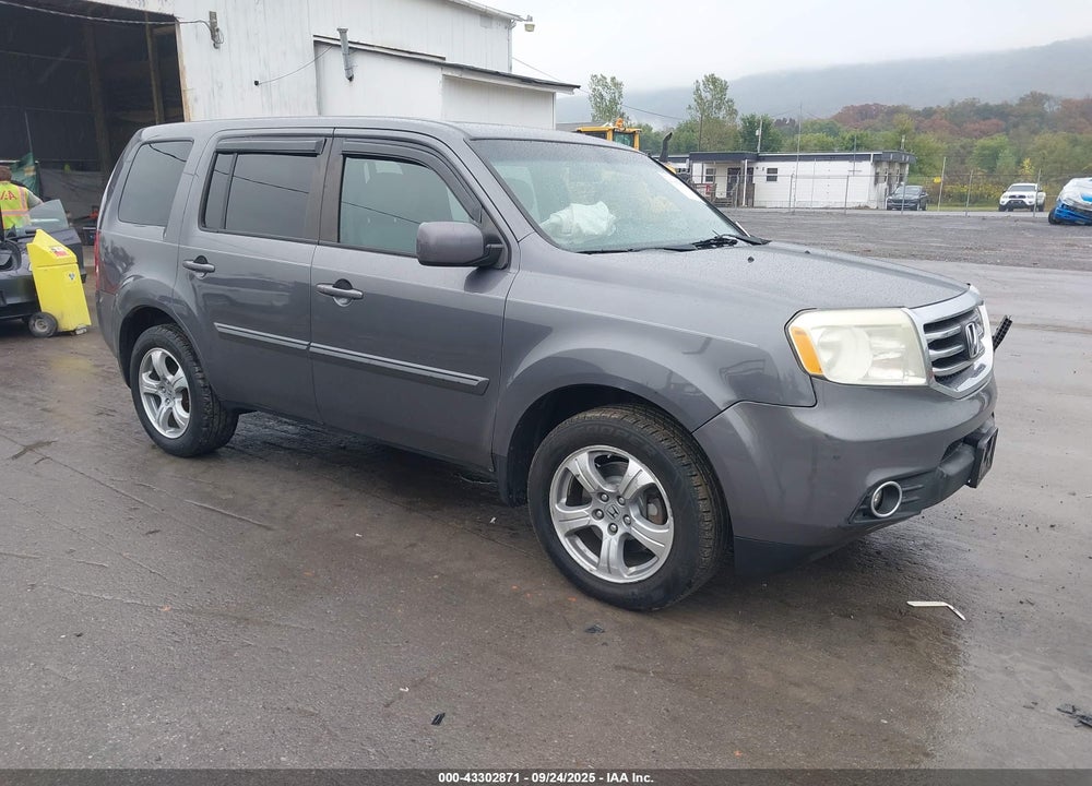 2015 HONDA PILOT EX VIN: 5FNYF4H45FB029519