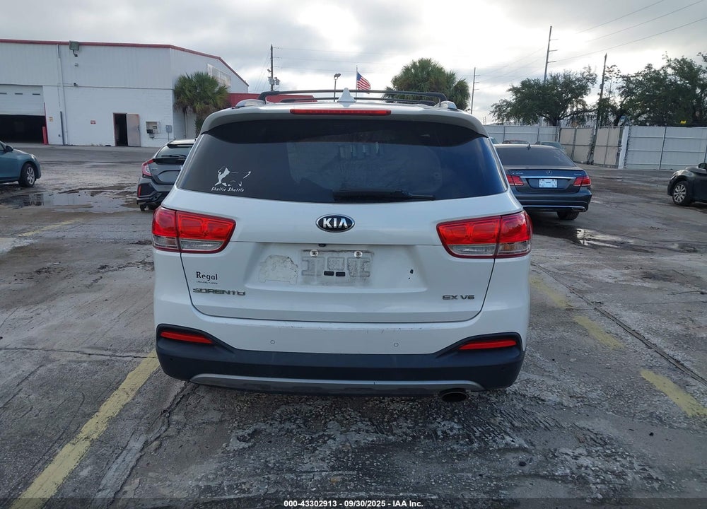 2018 KIA SORENTO 3.3L EX VIN: 5XYPH4A59JG339439