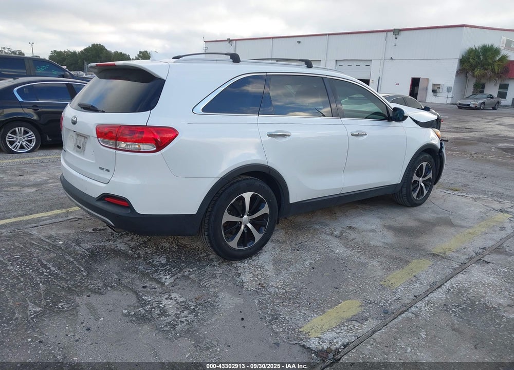 2018 KIA SORENTO 3.3L EX VIN: 5XYPH4A59JG339439