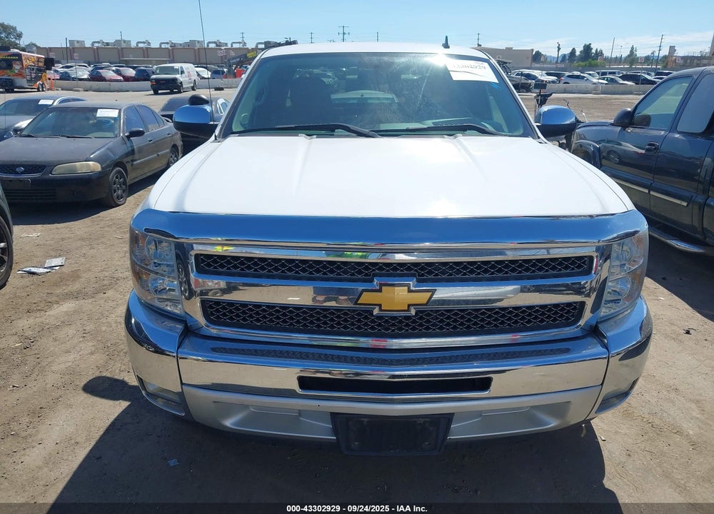2013 CHEVROLET SILVERADO 1500 LT VIN: 1GCRCSE03DZ407749