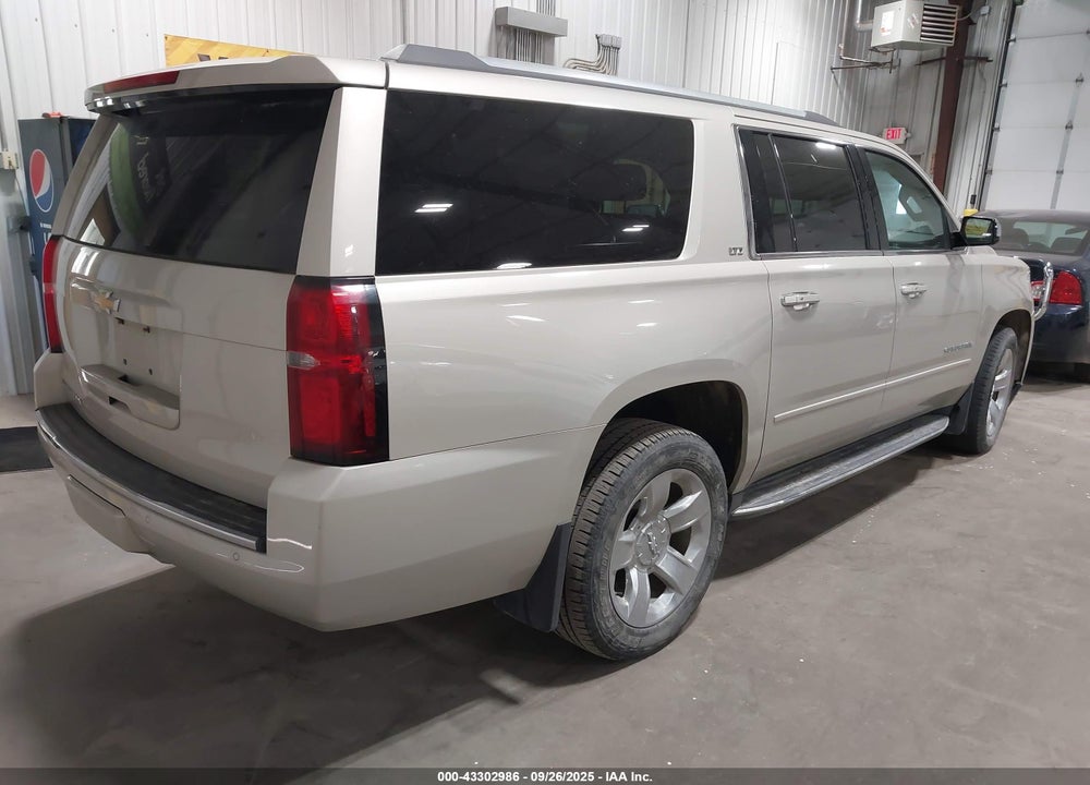 2016 CHEVROLET SUBURBAN LTZ VIN: 1GNSKJKCXGR133569