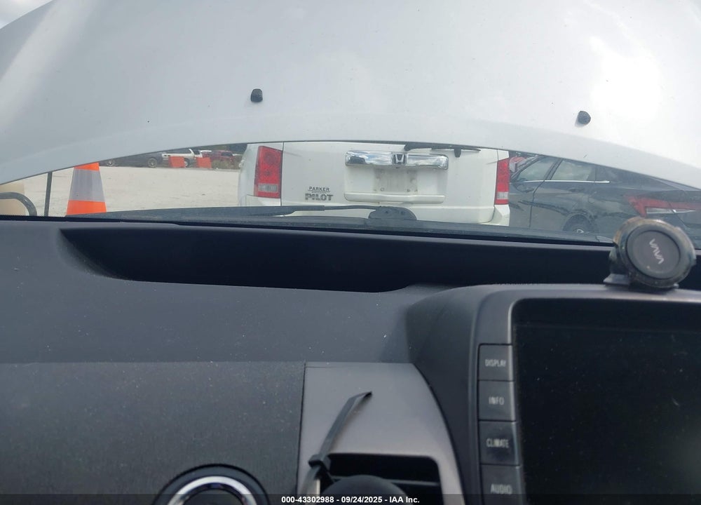 2007 TOYOTA PRIUS VIN: JTDKB20U877596980
