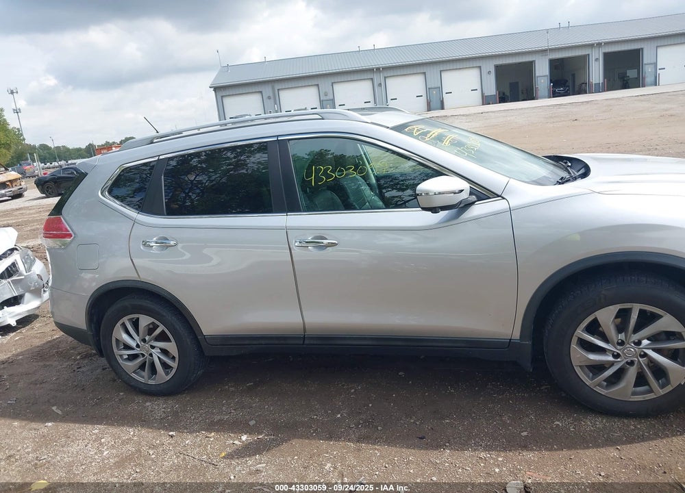 2015 NISSAN ROGUE VIN: 5N1AT2MV5FC751126