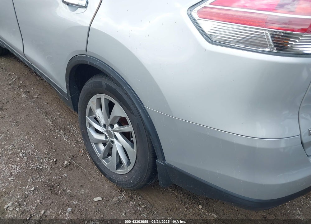 2015 NISSAN ROGUE VIN: 5N1AT2MV5FC751126