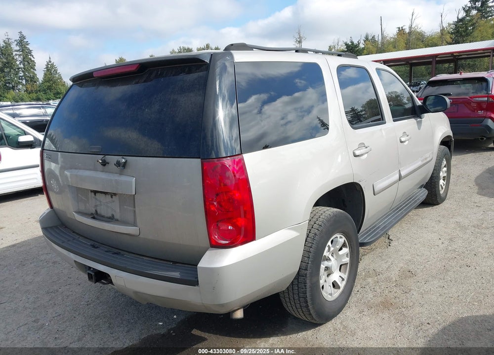 2007 GMC YUKON VIN: 1GKFC13097J132136