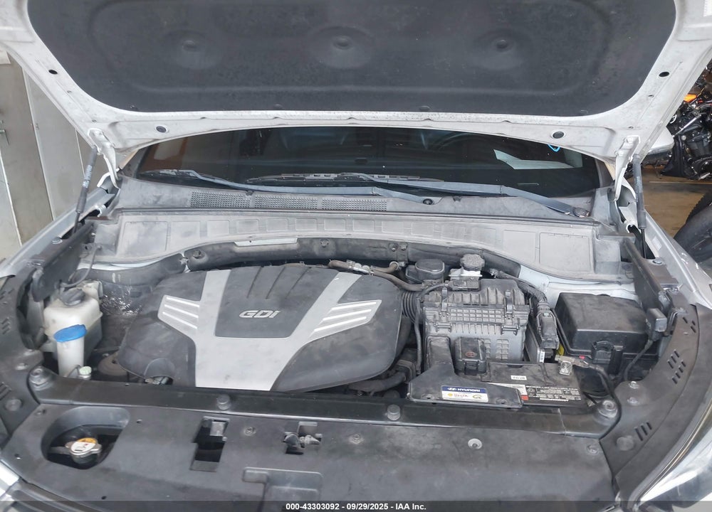 2017 HYUNDAI SANTA FE SE VIN: KM8SN4HF5HU205467