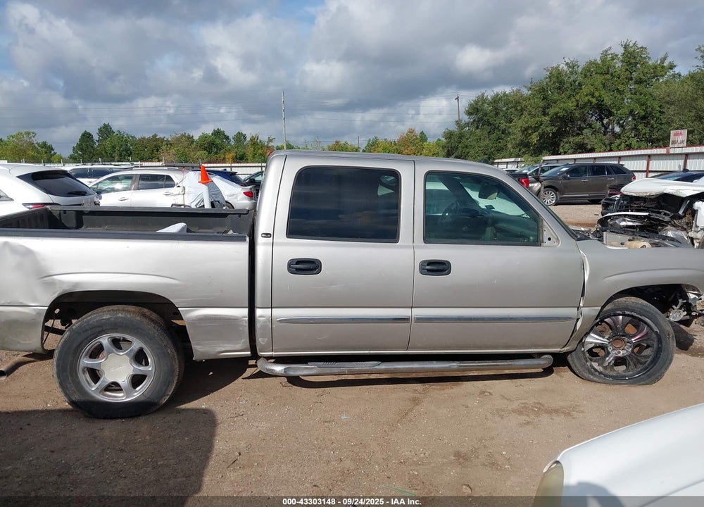 2005 GMC SIERRA 1500 SLE VIN: 2GTEC13T451338571