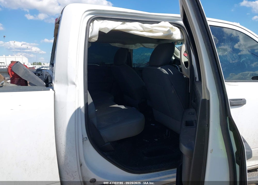 2018 RAM 2500 TRADESMAN  4X4 6'4 BOX VIN: 3C6UR5CL5JG184625