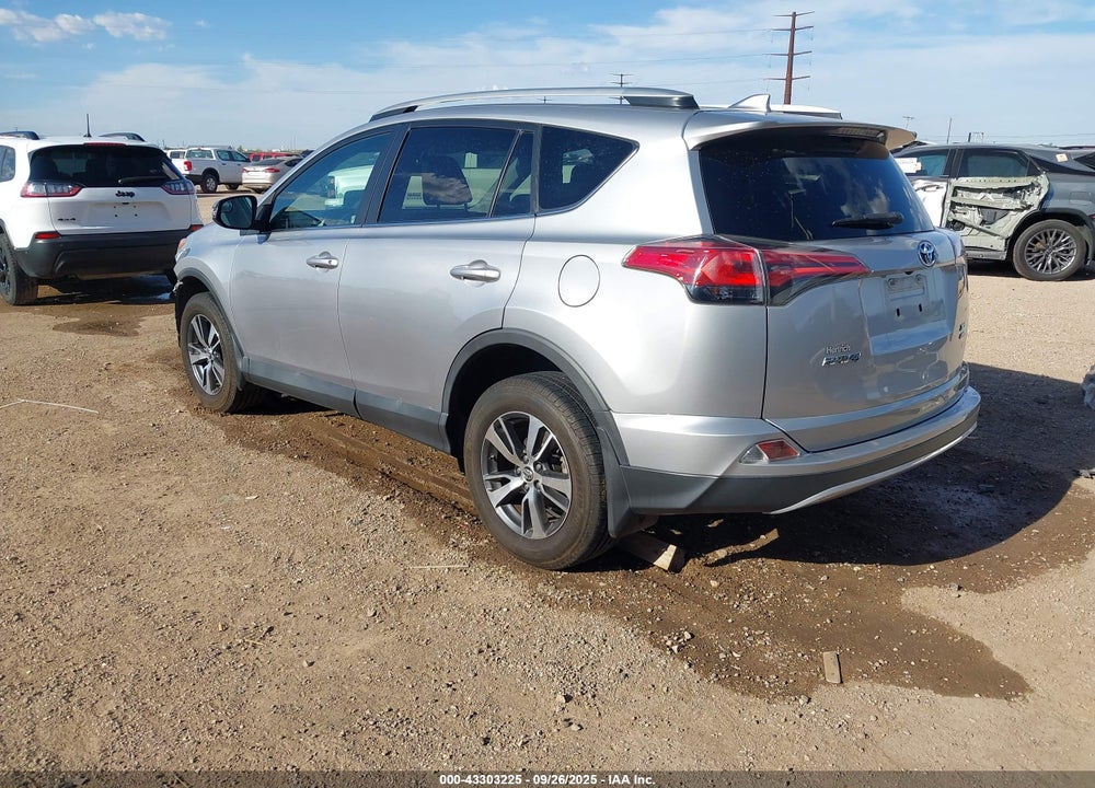 2016 TOYOTA RAV4 XLE VIN: 2T3RFREV2GW524643