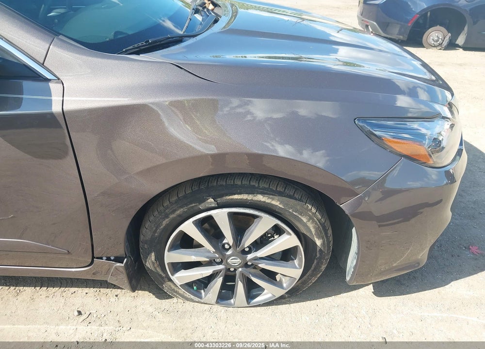 2017 NISSAN ALTIMA VIN: 1N4AL3AP0HC248712