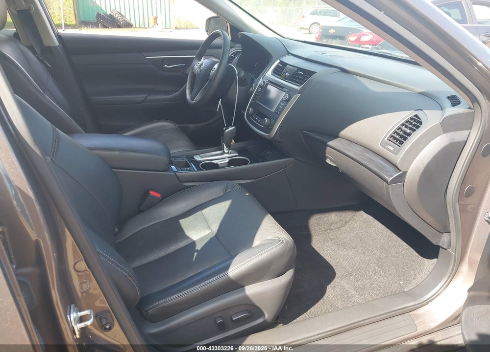 2017 NISSAN ALTIMA VIN: 1N4AL3AP0HC248712
