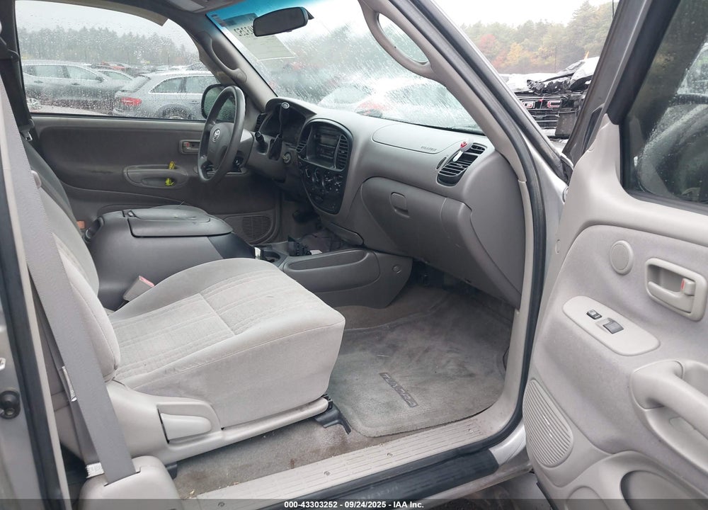 2003 TOYOTA TUNDRA SR5 V8 VIN: 5TBBT44163S366923