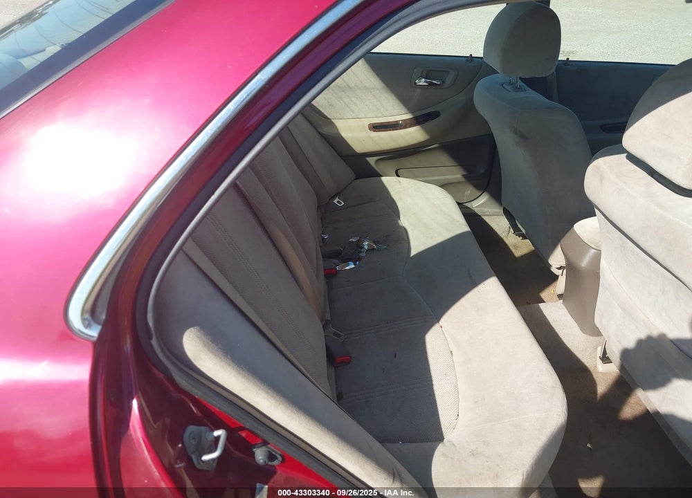 2000 HONDA ACCORD 2.3 SE VIN: JHMCG5672YC023654