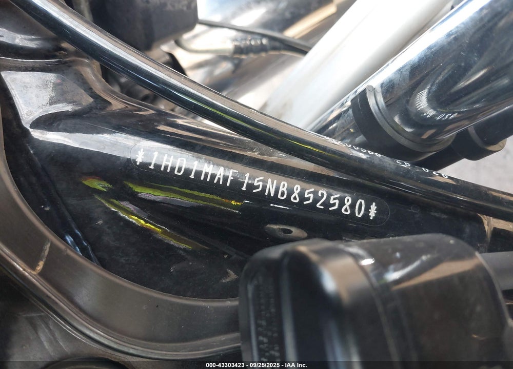 2022 HARLEY-DAVIDSON FLHTCUTG VIN: 1HD1MAF15NB852580
