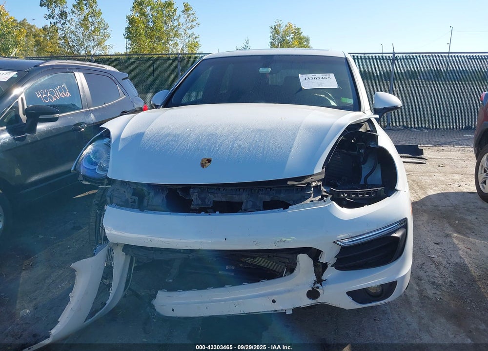 2015 PORSCHE CAYENNE VIN: WP1AB2A22FLA56943