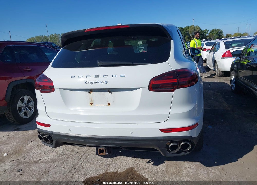 2015 PORSCHE CAYENNE VIN: WP1AB2A22FLA56943