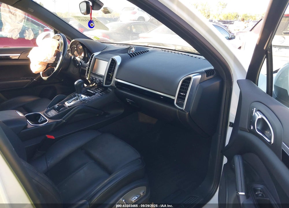 2015 PORSCHE CAYENNE VIN: WP1AB2A22FLA56943
