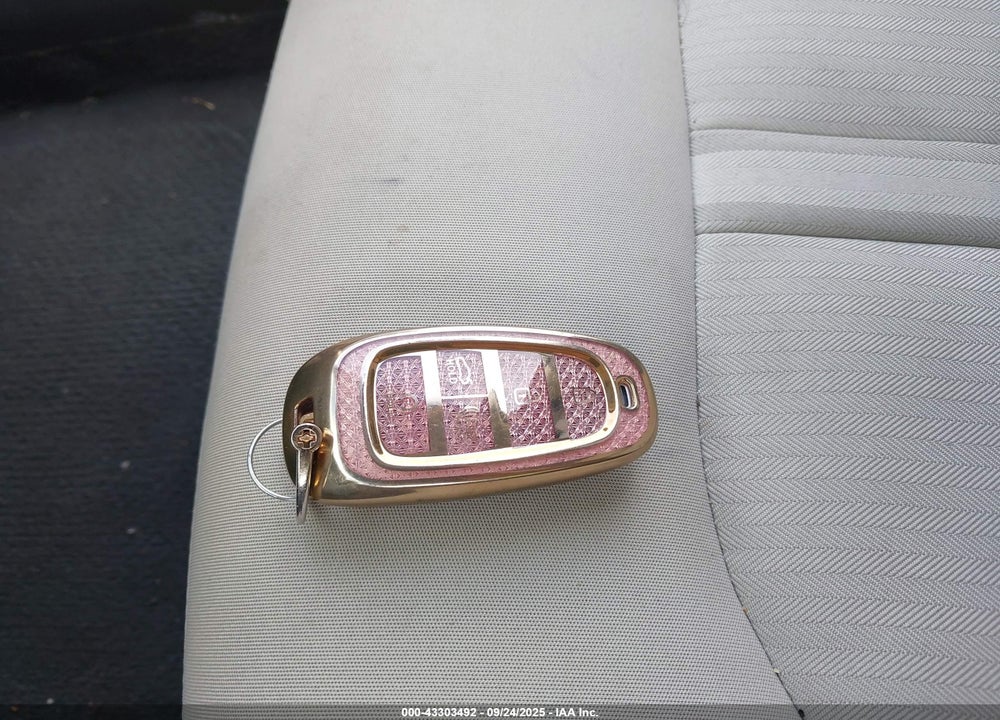 2023 HYUNDAI SONATA VIN: KMHL64JA3PA313537