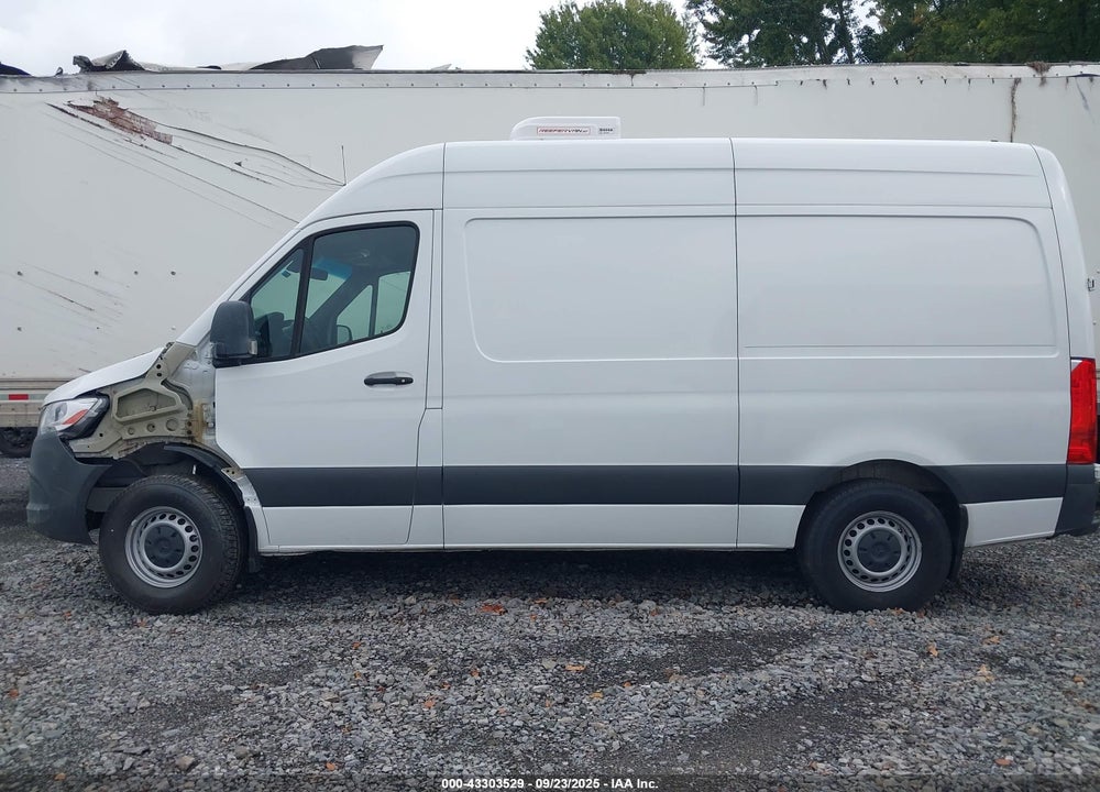 2023 MERCEDES-BENZ SPRINTER 2500 STANDARD ROOF 4-CYL GAS VIN: W1Y40BHY6PT130327