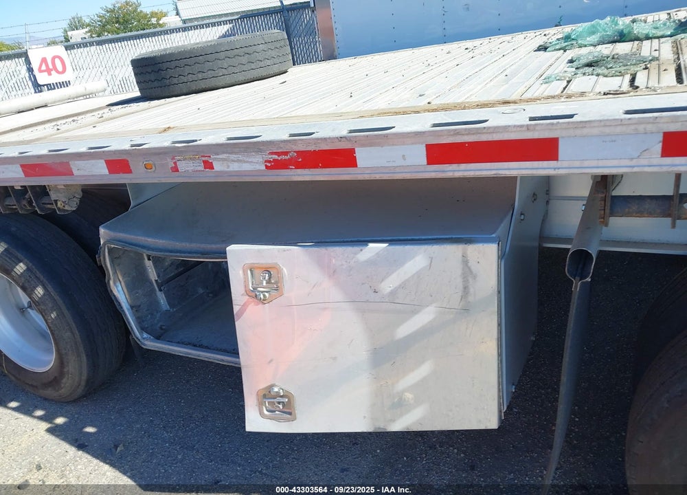 2023 FONTAINE TRAILER CO CO VIN: 13N153205P1552470