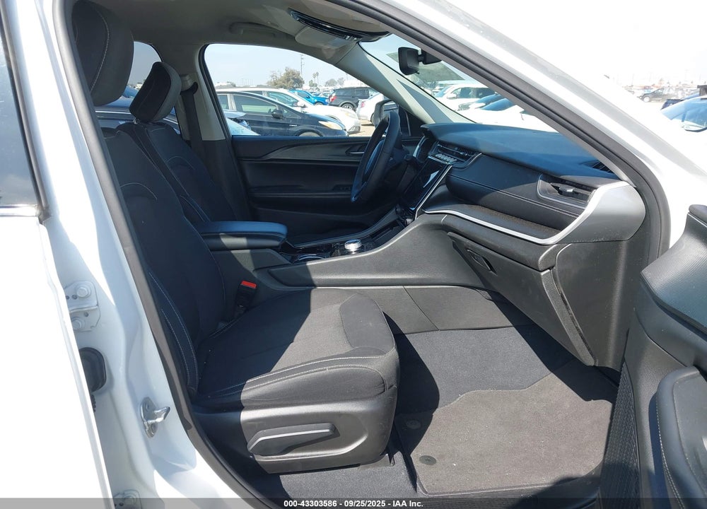 2023 JEEP GRAND CHEROKEE L VIN: 1C4RJKAG0P8845552