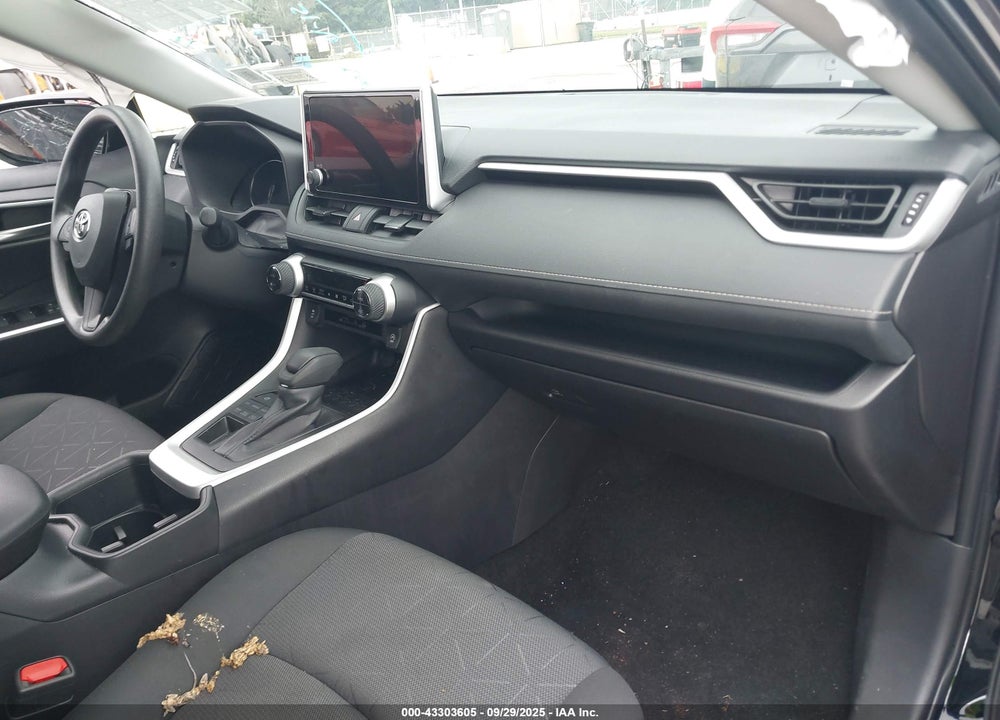 2025 TOYOTA RAV4 VIN: 2T3P1RFV1SW523898