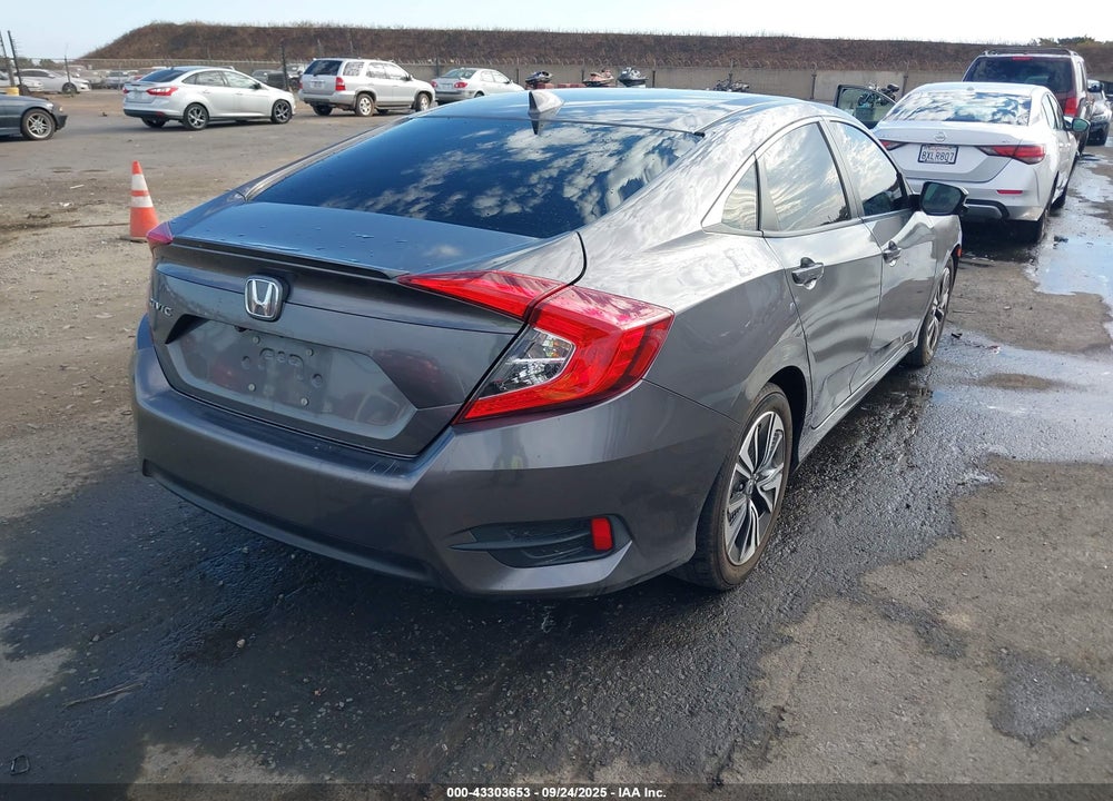 2018 HONDA CIVIC EX-L VIN: JHMFC1F88JX013039