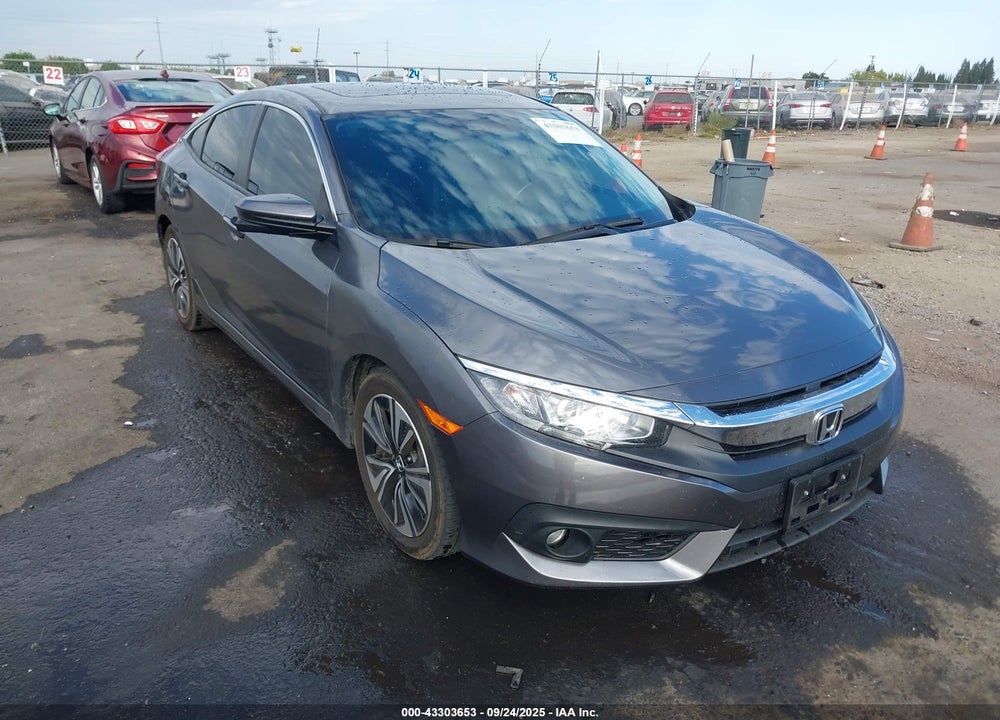 2018 HONDA CIVIC EX-L VIN: JHMFC1F88JX013039