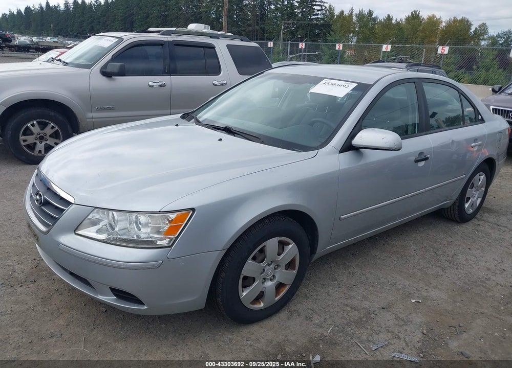 2010 HYUNDAI SONATA VIN: 5NPET4AC2AH623072