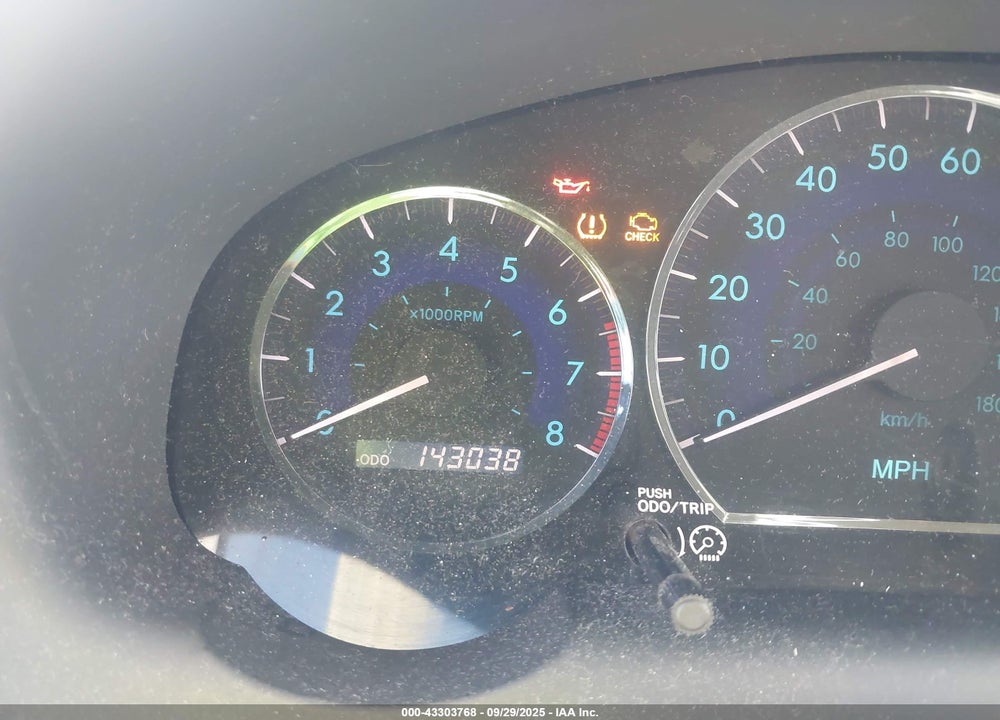 2010 TOYOTA SIENNA VIN: 5TDJK4CC7AS030817